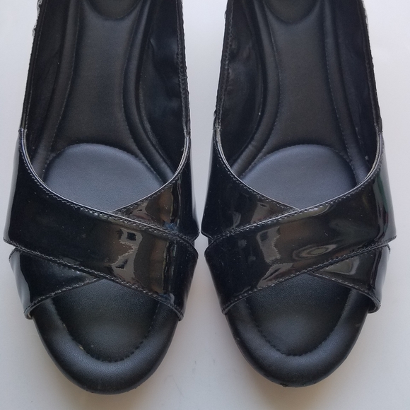 cole haan melina wedge